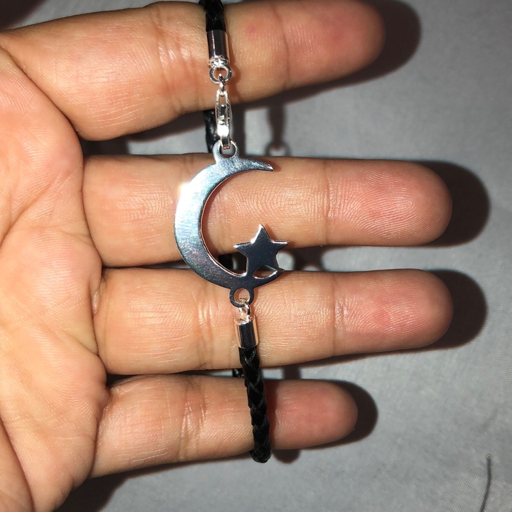 Matching earring and bracelet 925